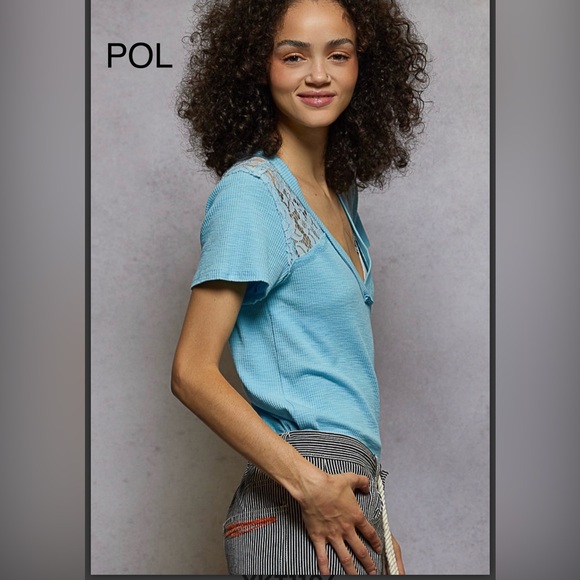 BP220-1💙POL prettyBlue Lace Detail short sleeve top w/lace accents front+ back! - Picture 2 of 5